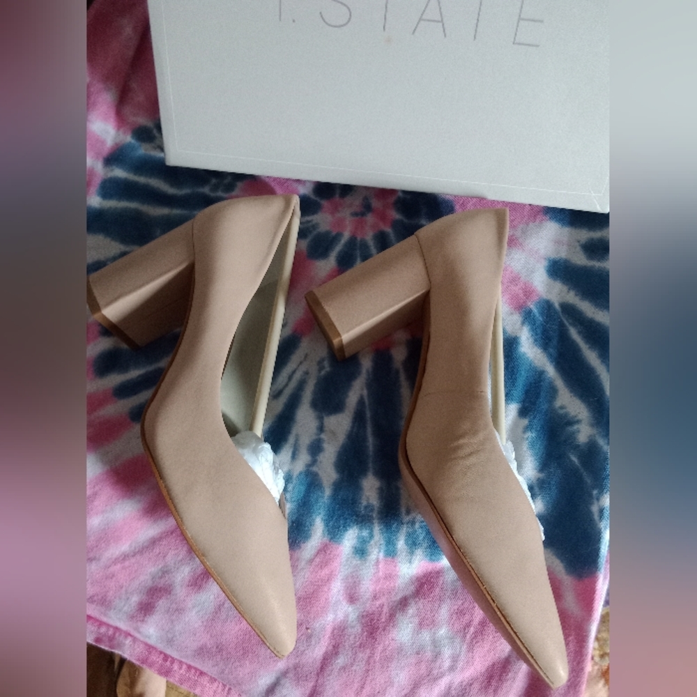 1 State heels - Picture 2 of 5
